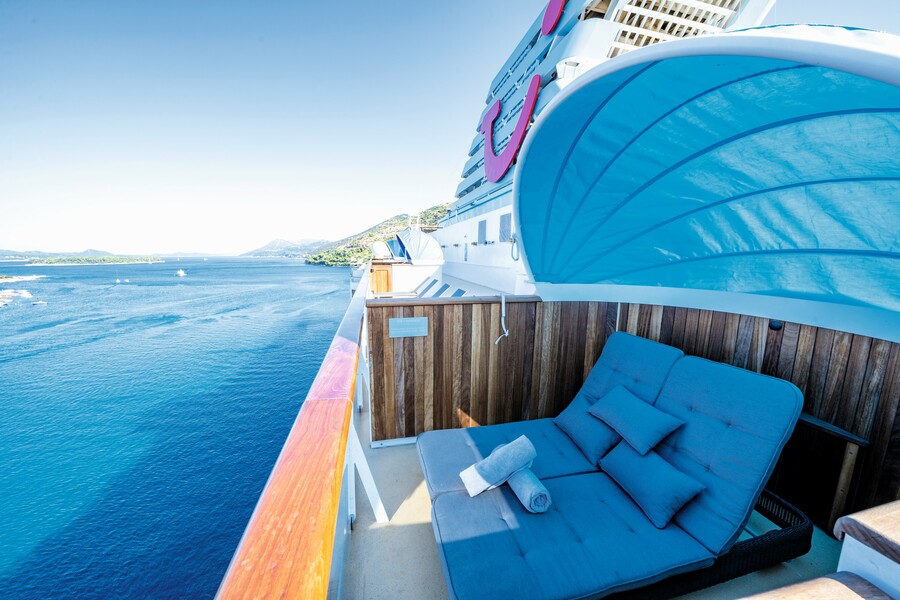 Marella Explorer 2 - Veranda Cabanas.jpg